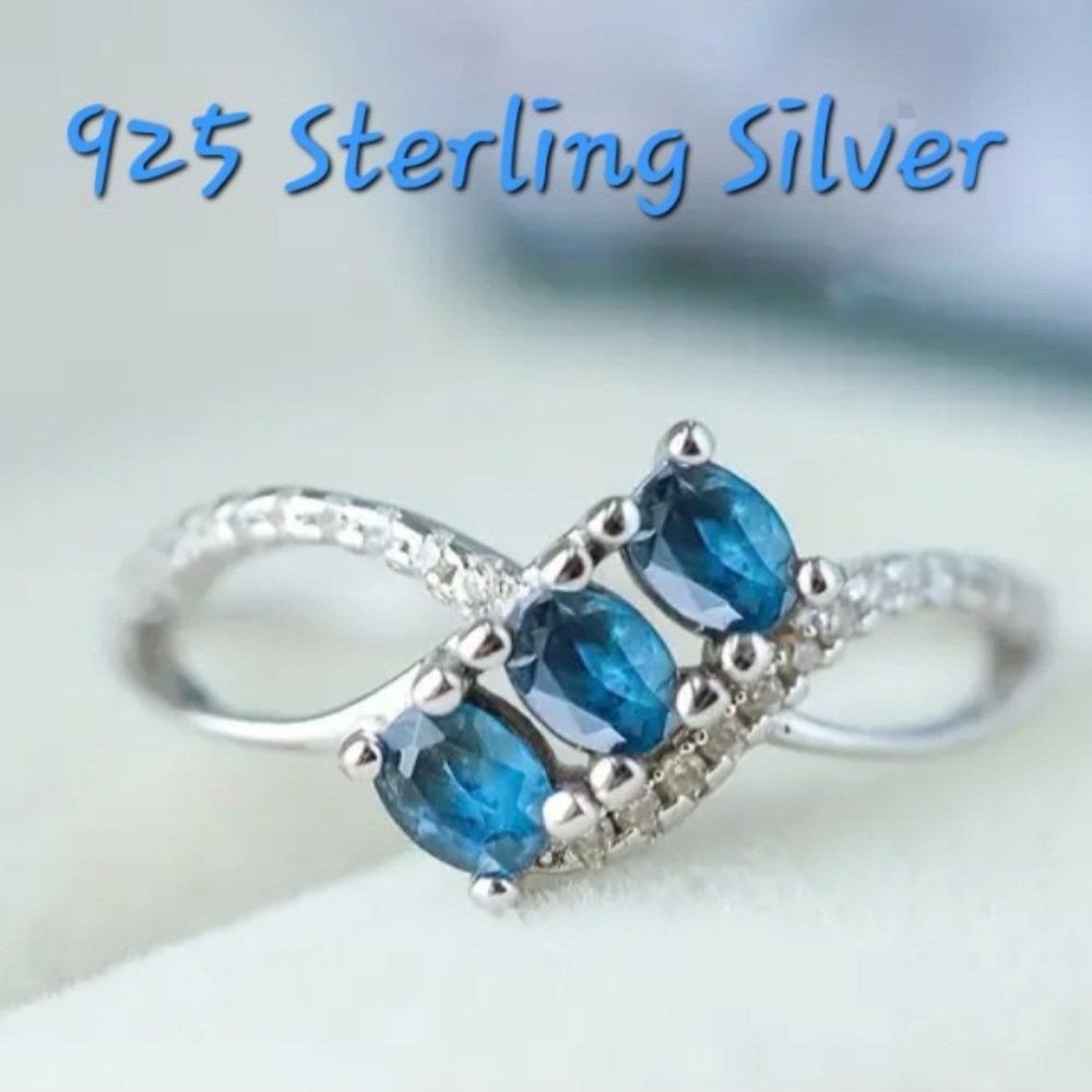 Stunning! 925 Sterling Silver Ring.3 Gemstones.Size 7. NWT. Fast Ship.